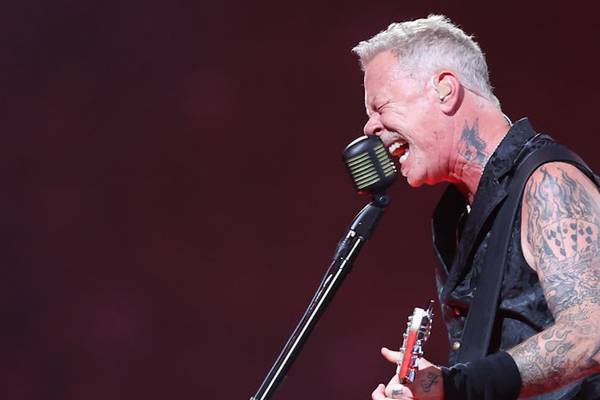 Metallica cover “Am I Evil” in Oslo with Brian Tatler of Diamond Head and Saxon