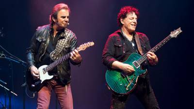 Journey's Jonathan Cain and Neal Schon hand reins to Def Leppard's manager amid dispute