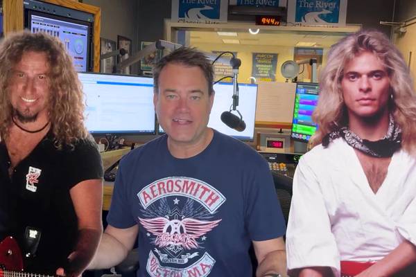 Who's the better Van Halen frontman: Dave or Sammy?