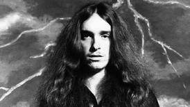 Metallica honor Cliff Burton