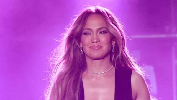 Jennifer Lopez cancels Atlanta tour stop at State Farm Arena