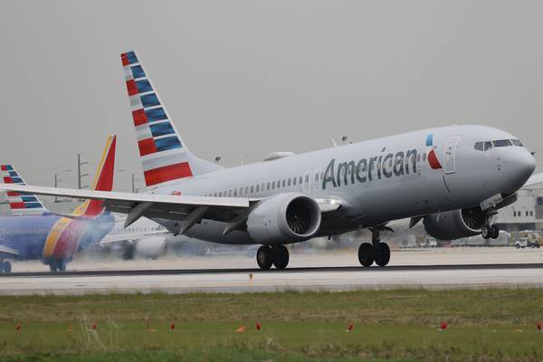 American Airlines flight to London returns to Miami when woman refuses to wear mask