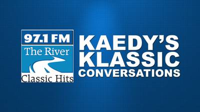 Kaedy Kiely talks to former Braves star Andruw Jones