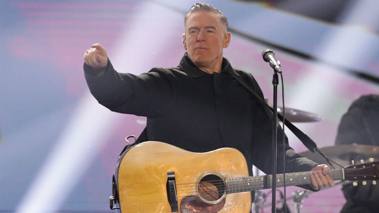 The singer apologized to his fans for the postponement.