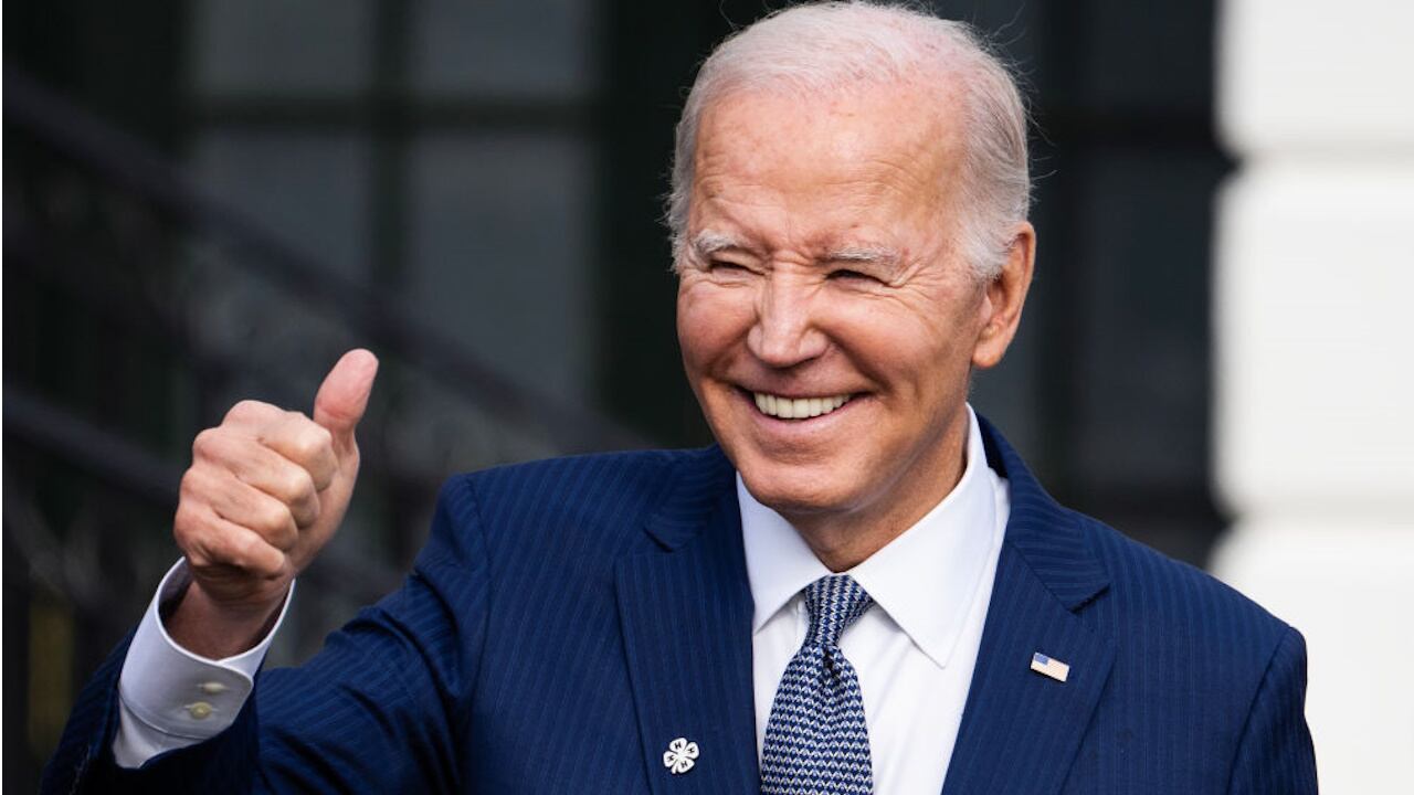 The president mixed up two blonde pop stars.