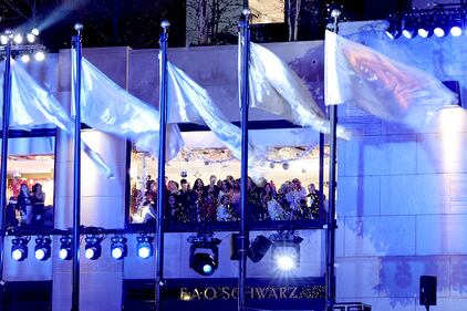 Christmas tree lighting