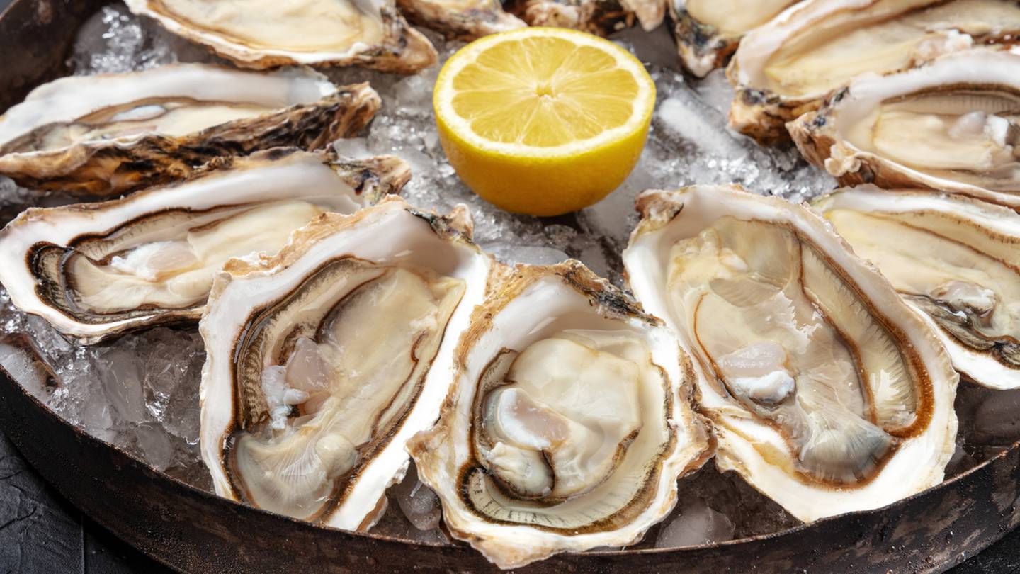 Raw oysters from Louisiana linked to 2 deaths in Florida 97.1 The River